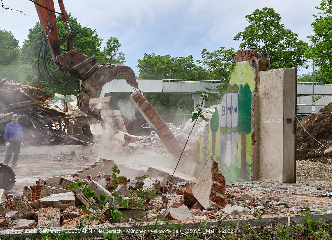 13.05.2022 - Baustelle am Haus für Kinder in Neuperlach